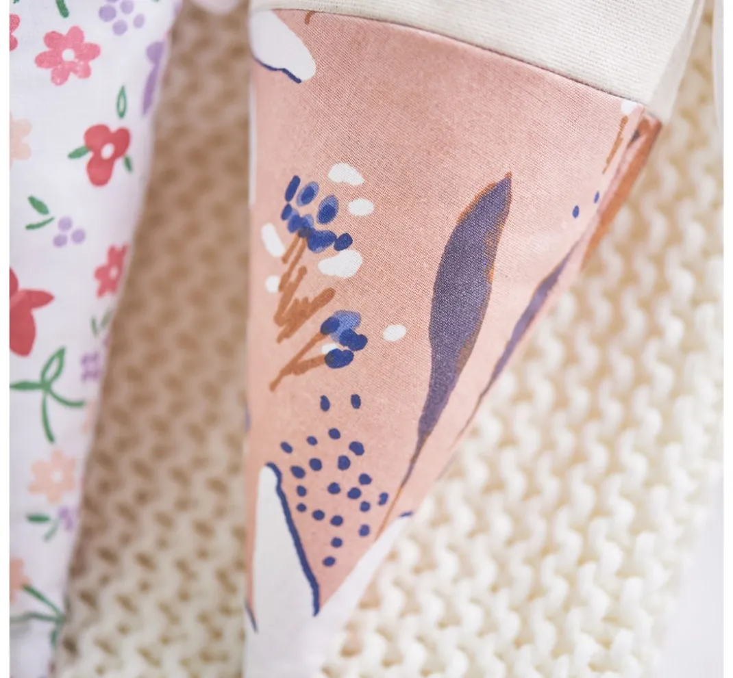 VBS Marktplatz Stoff Meterware|Baumwollstoff>Baumwoll-Stoff "Daydream Flowers"