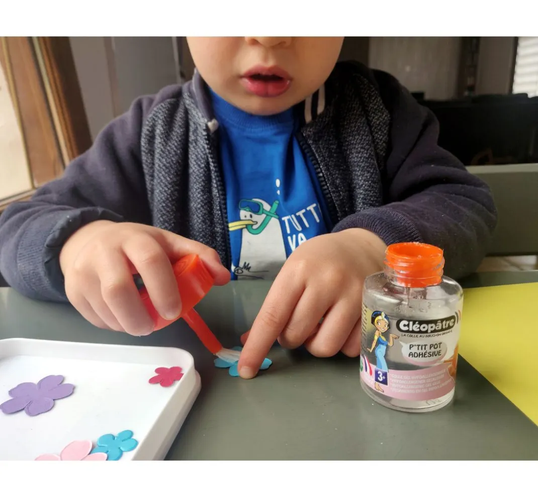 Kinder Cléopâtre Kleber|Kleber>Cléopatre Adhésive Hypoallergener Kleber mit Pinsel