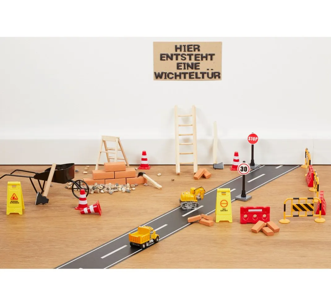 HobbyFun Miniaturen|Dekofiguren & -Objekte>Miniatur Schubkarre "Lyss"