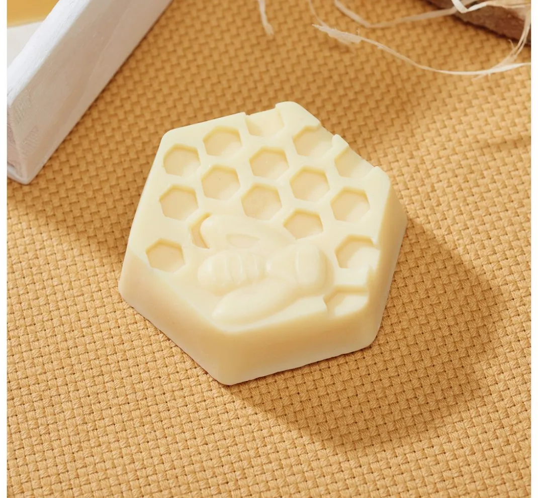 HobbyFun Seifen-Design|Gießformen>Silikon Gießform "XL Bienenwaben"