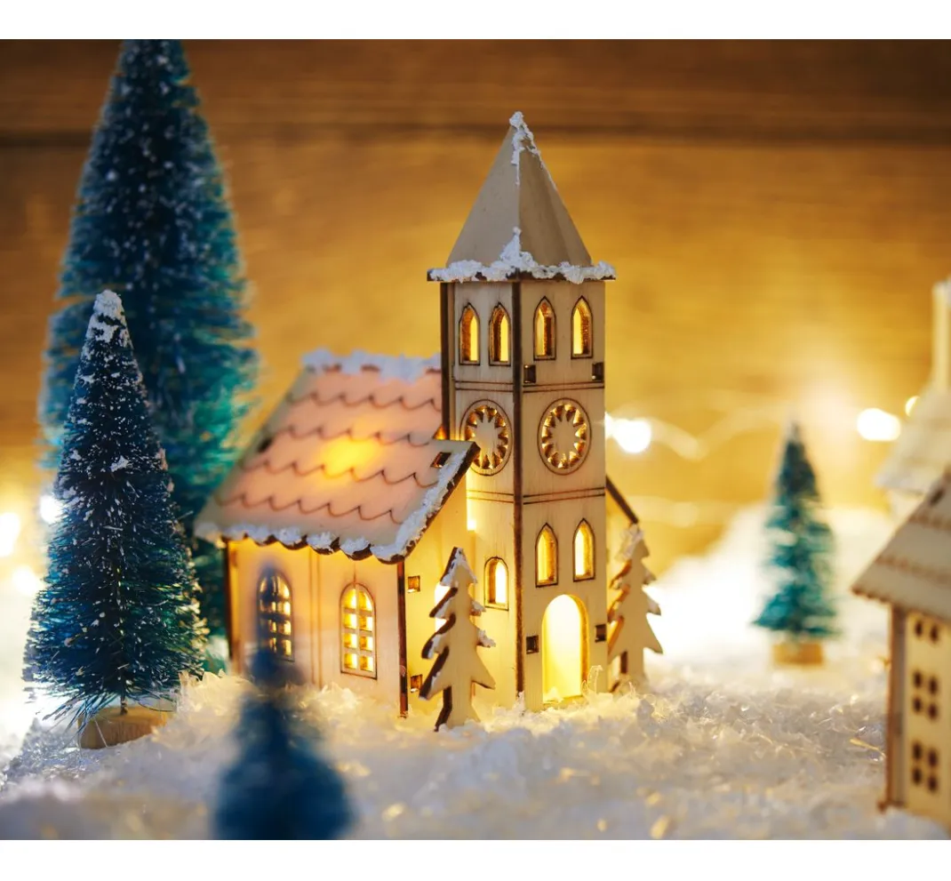 VBS Holz, Mdf & Pappmaché>Holzbausatz "Kirche" inkl. LED